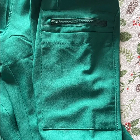 Landau green scrub bottoms - Picture 3 of 8